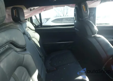 2024 Rivian R1S Adventure Dual Motor Large Pack/Adventure Dual Motor Perf Large Pack z USA, uszkodzony, nr VIN 7PDSGBBA9RN044335